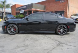 2016 Dodge Charger - Image 11