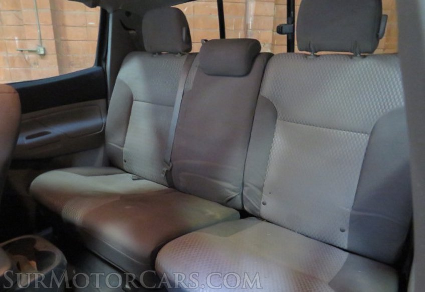 2015 Toyota Tacoma - Image 18