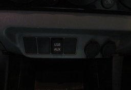 2015 Toyota Tacoma - Image 24