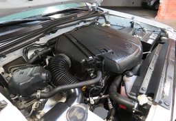 2015 Toyota Tacoma - Image 30