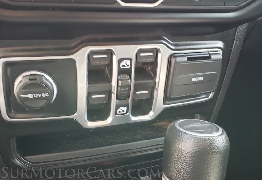 2021 Jeep Gladiator - Image 40