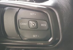 2021 Jeep Gladiator - Image 30