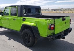 2021 Jeep Gladiator - Image 8