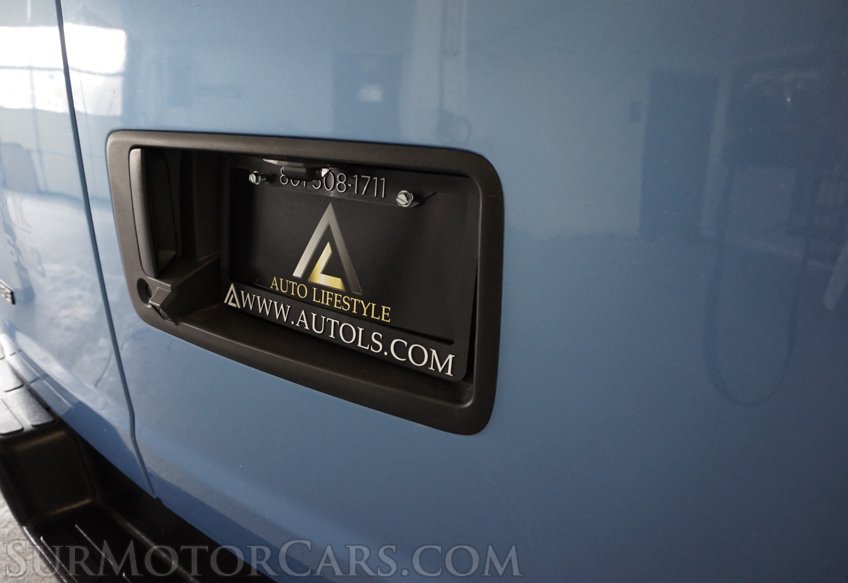 2022 Chevrolet Express - Image 25