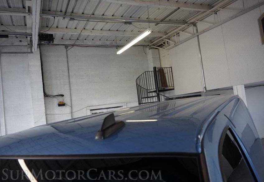 2022 Chevrolet Express - Image 17