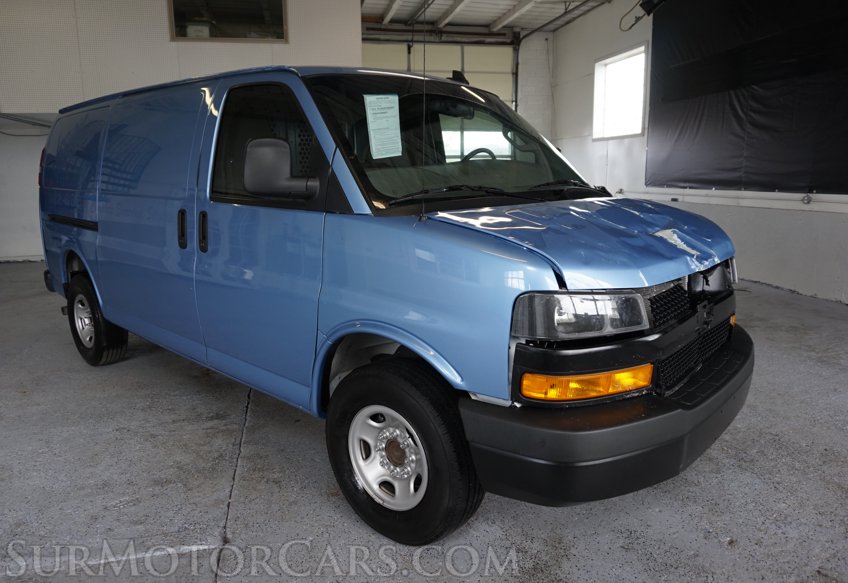 2022 Chevrolet Express - Image 4