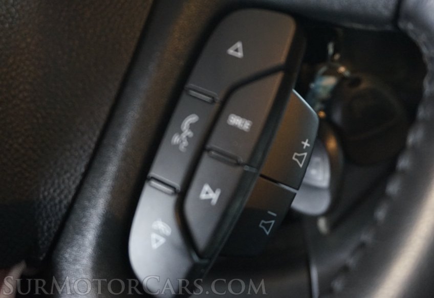 2022 Chevrolet Express - Image 35