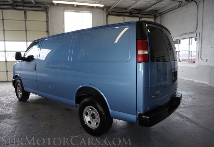 2022 Chevrolet Express - Image 5