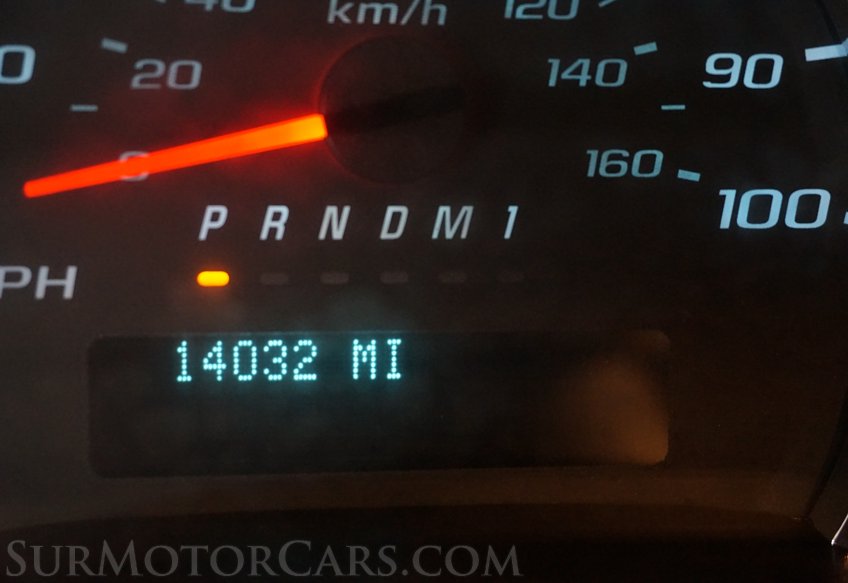 2022 Chevrolet Express - Image 40