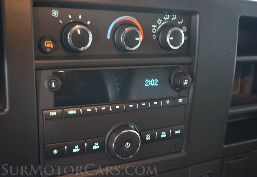 2022 Chevrolet Express - Image 43