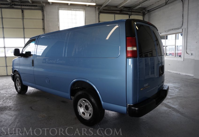2022 Chevrolet Express - Image 7