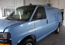 2022 Chevrolet Express - Image 13