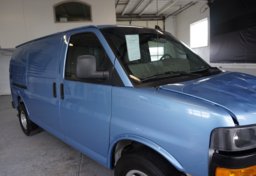 2022 Chevrolet Express - Image 15