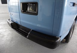 2022 Chevrolet Express - Image 20