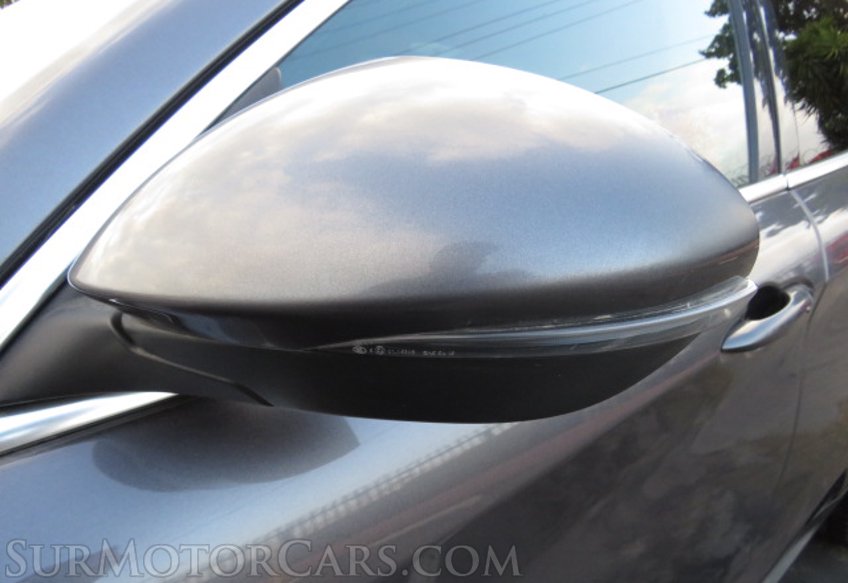 2018 Alfa Romeo Stelvio - Image 17