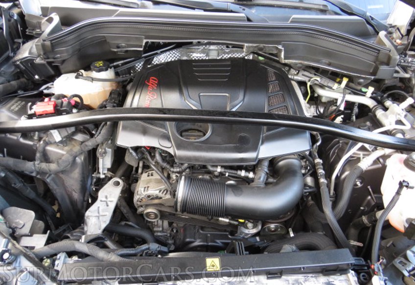 2018 Alfa Romeo Stelvio - Image 51