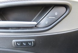 2018 Alfa Romeo Stelvio - Image 41