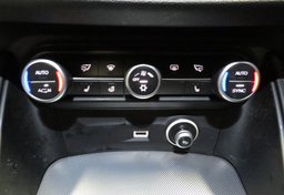 2018 Alfa Romeo Stelvio - Image 35