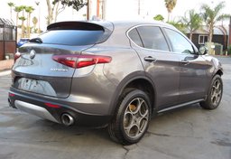 2018 Alfa Romeo Stelvio - Image 9