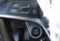 2018 Alfa Romeo Stelvio - Image 37