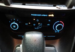 2019 Ford Transit Connect Van - Image 37