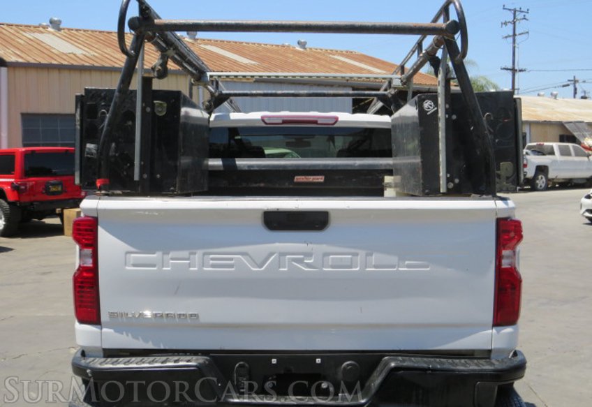 2020 Chevrolet Silverado 3500HD - Image 11