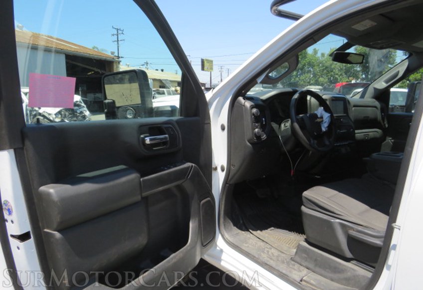 2020 Chevrolet Silverado 3500HD - Image 21