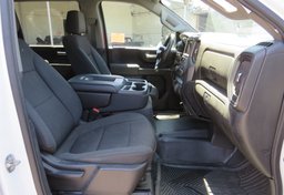 2020 Chevrolet Silverado 3500HD - Image 30