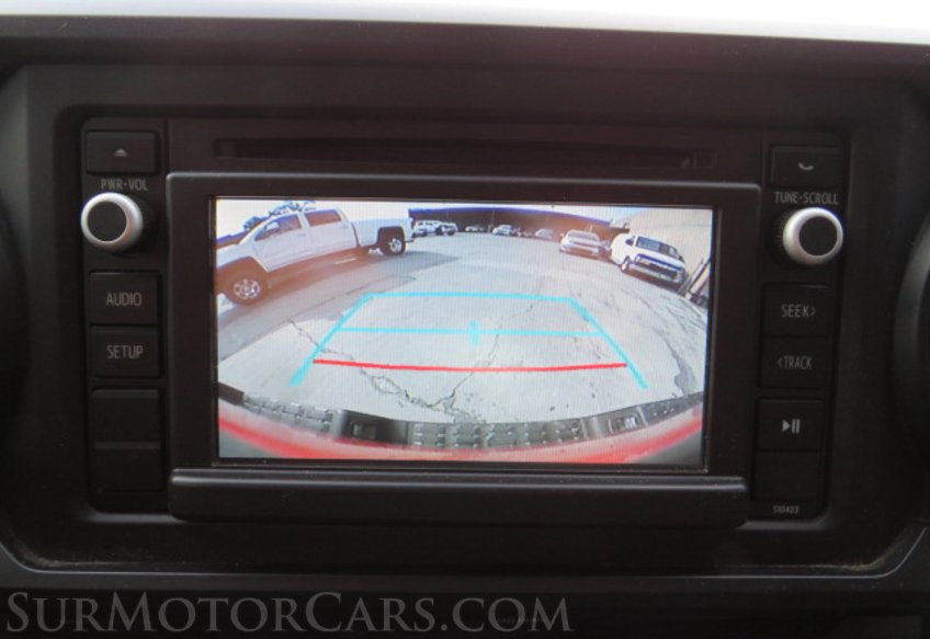 2018 Toyota Tacoma - Image 32