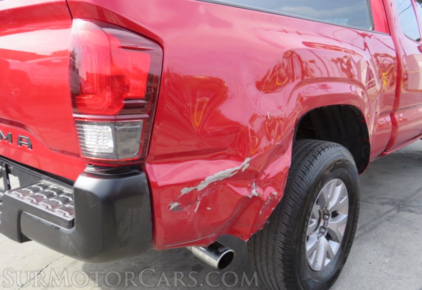 2018 Toyota Tacoma - Image 12