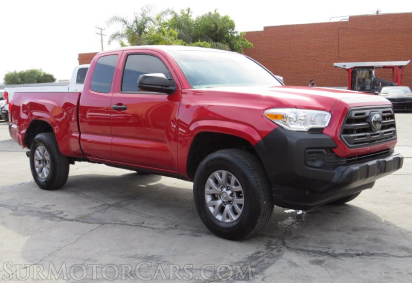 2018 Toyota Tacoma - Image 4