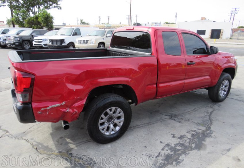 2018 Toyota Tacoma - Image 10