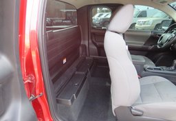 2018 Toyota Tacoma - Image 29