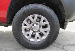 2018 Toyota Tacoma - Image 19