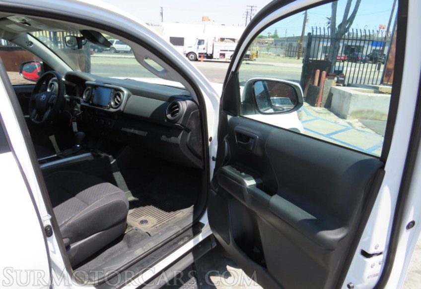 2021 Toyota Tacoma 4WD - Image 32