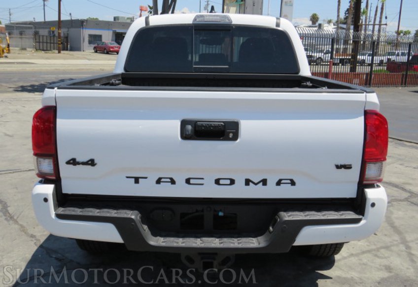 2021 Toyota Tacoma 4WD - Image 12