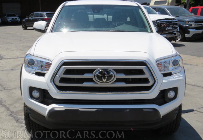 2021 Toyota Tacoma 4WD - Image 11