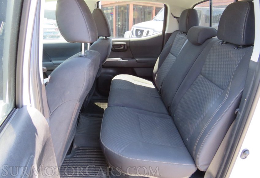 2021 Toyota Tacoma 4WD - Image 31