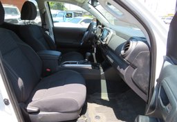 2021 Toyota Tacoma 4WD - Image 34