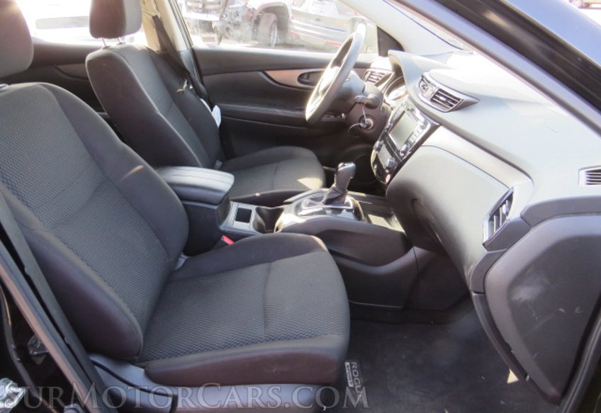 2021 Nissan Rogue Sport - Image 24