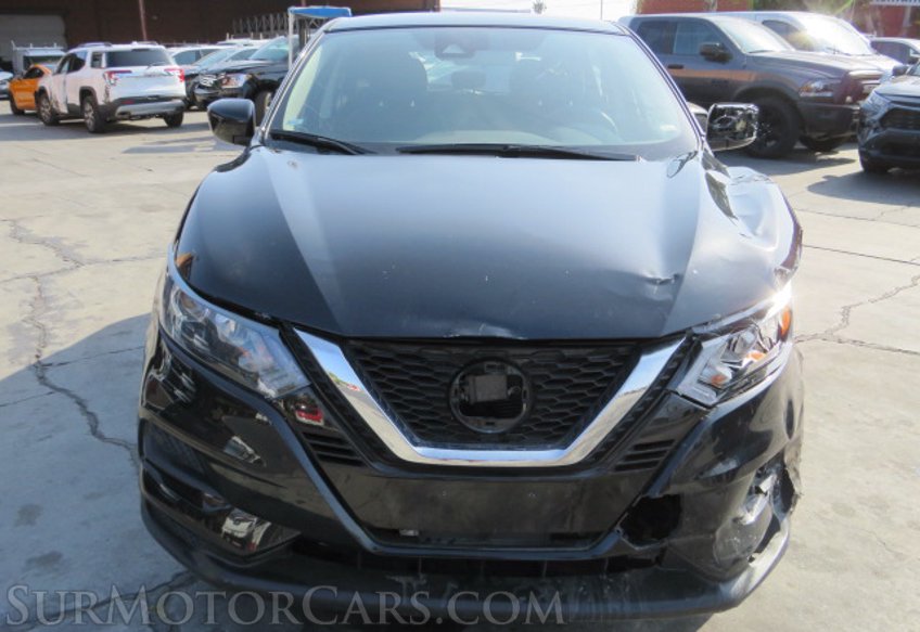 2021 Nissan Rogue Sport - Image 16