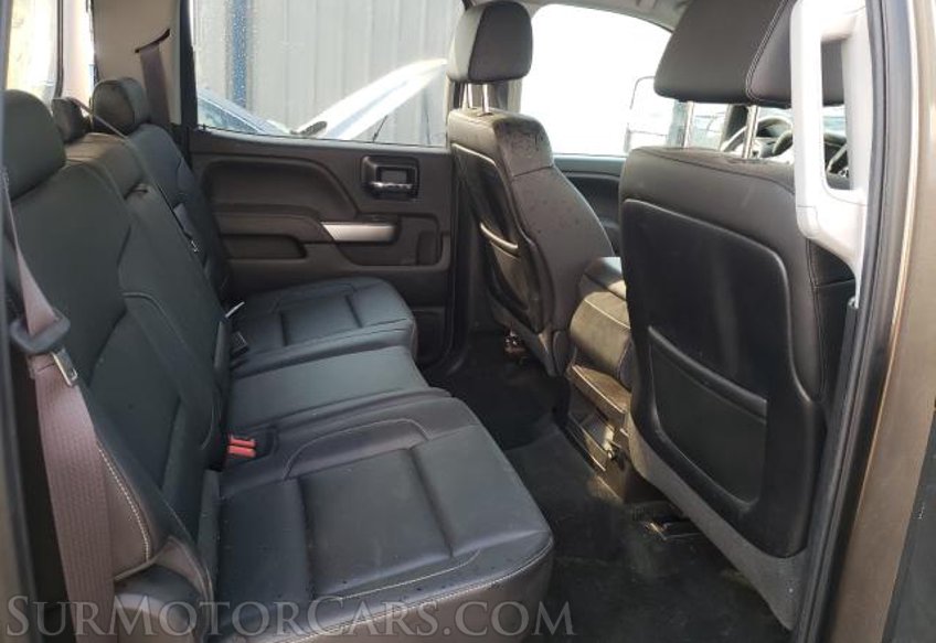 2015 Chevrolet Silverado 3500HD - Image 6