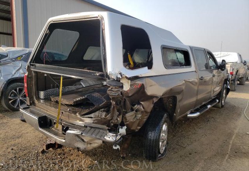 2015 Chevrolet Silverado 3500HD - Image 3