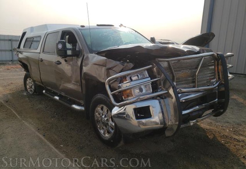 2015 Chevrolet Silverado 3500HD - Image 2