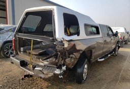 2015 Chevrolet Silverado 3500HD - Image 3