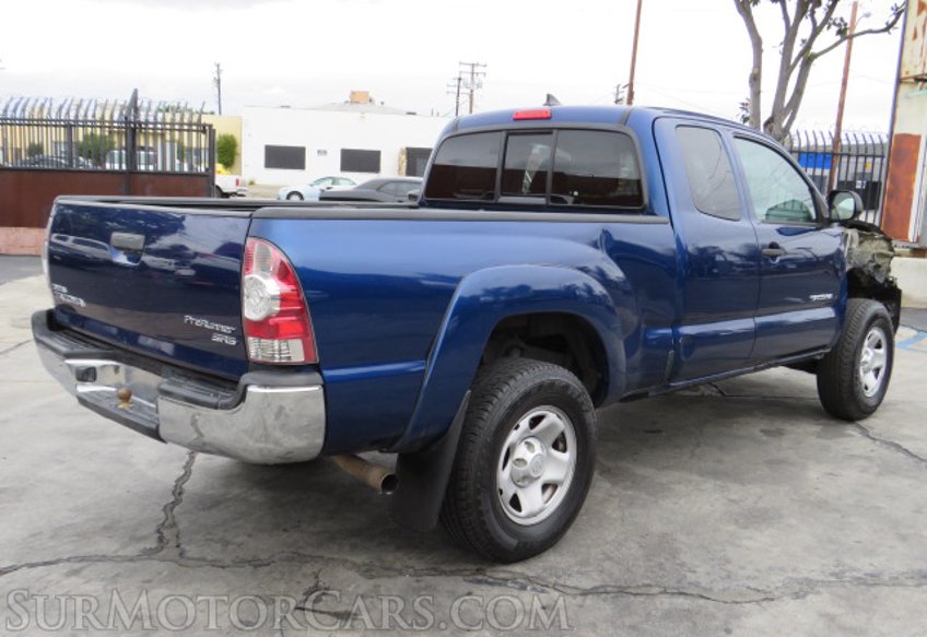 2014 Toyota Tacoma - Image 3