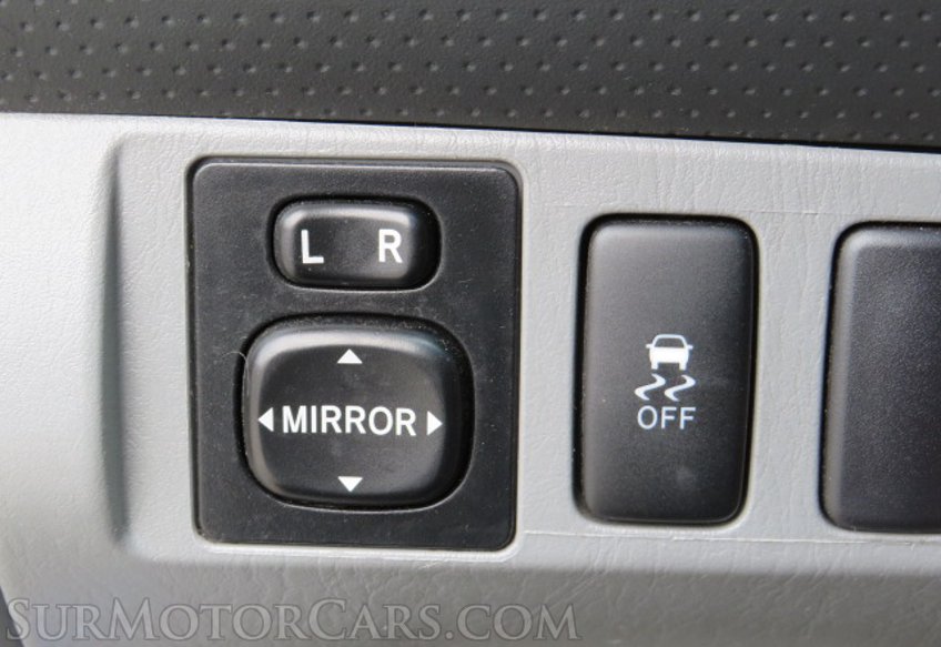 2014 Toyota Tacoma - Image 21