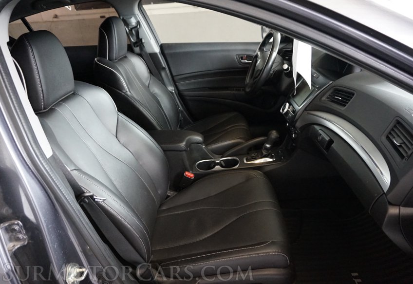 2020 Acura ILX - Image 25