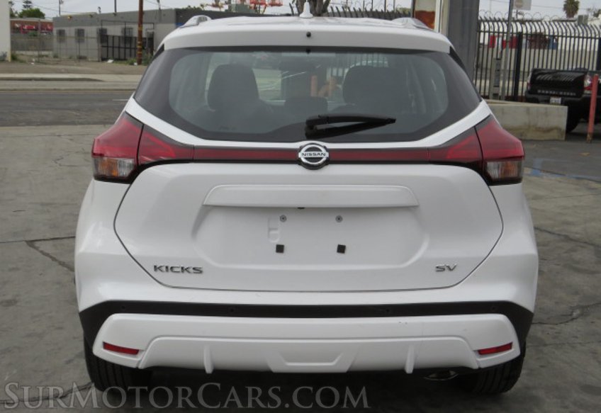 2021 Nissan Kicks - Image 12