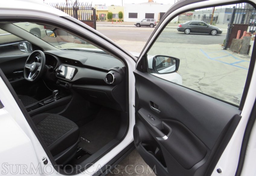 2021 Nissan Kicks - Image 17